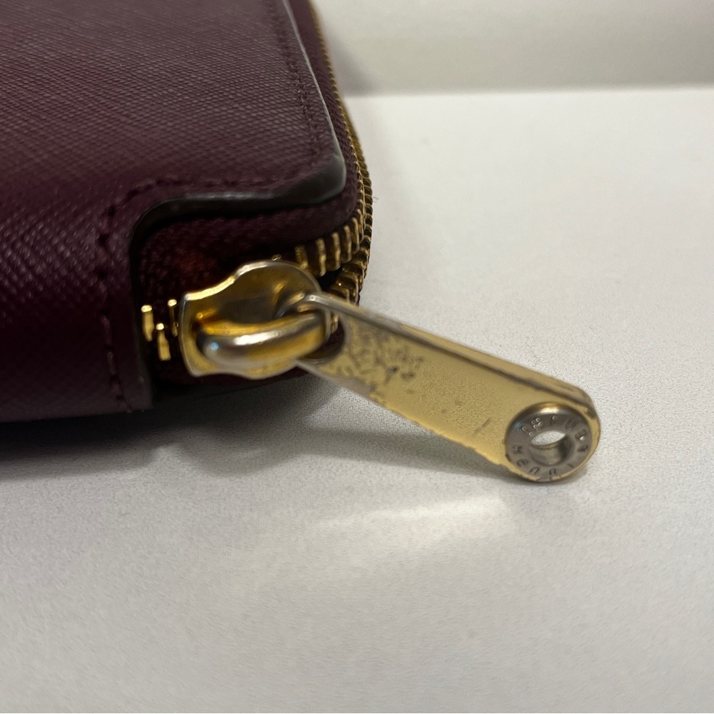 Henri Bendel West 57th Zip Around Continental Wallet Port Brown Saffiano Leather - Picture 5 of 8
